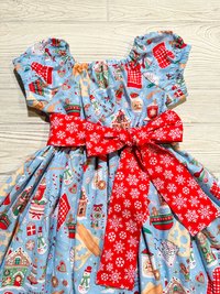 Christmas Houses,  Christmas Dress, Gingerbread House, Christmas Cookies, Size 6