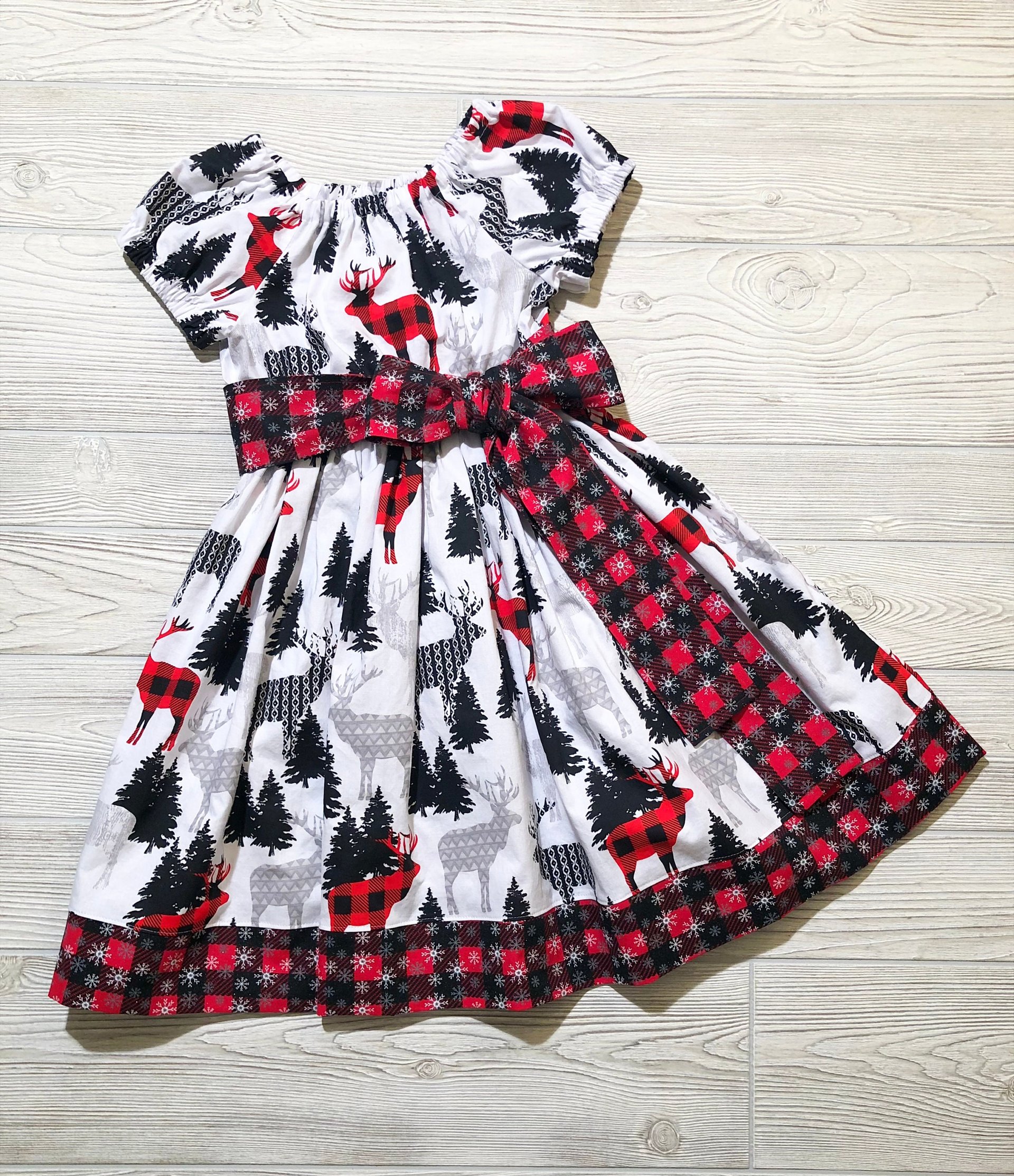 Winter Animals,  Christmas Dress, Buffalo plaid, Size 6