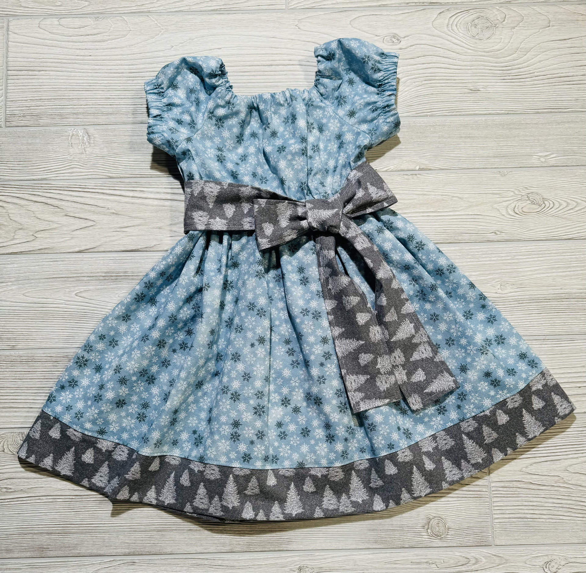 Blue and Grey Snowflake Christmas Dress Size 5